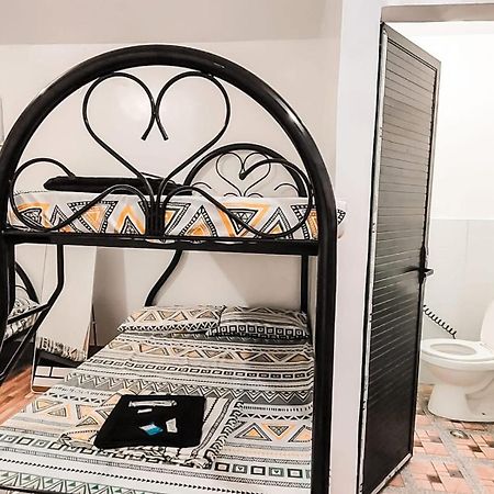 Malunggay Apartments Mariveles Eksteriør billede